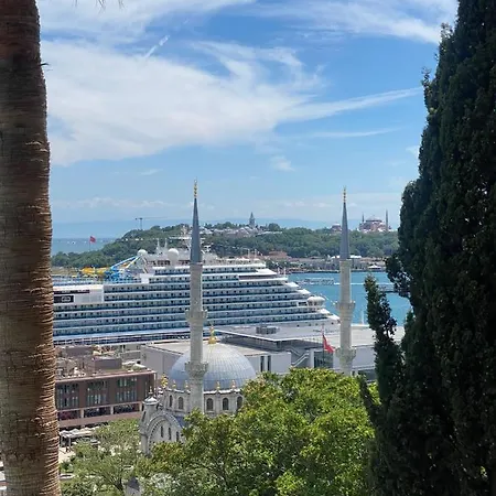 Stunning Sea View And Central Location, 2br Κωνσταντινούπολη