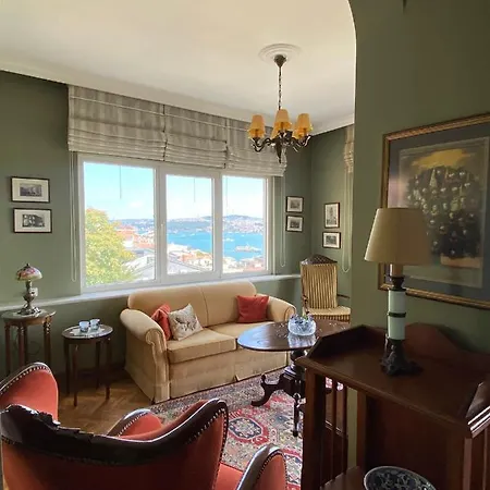 Stunning Sea View And Central Location, 2br
